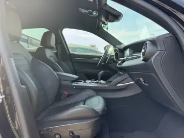 Stelvio Quadrifoglio Q4 NAVI KAMERA ALU SITZH