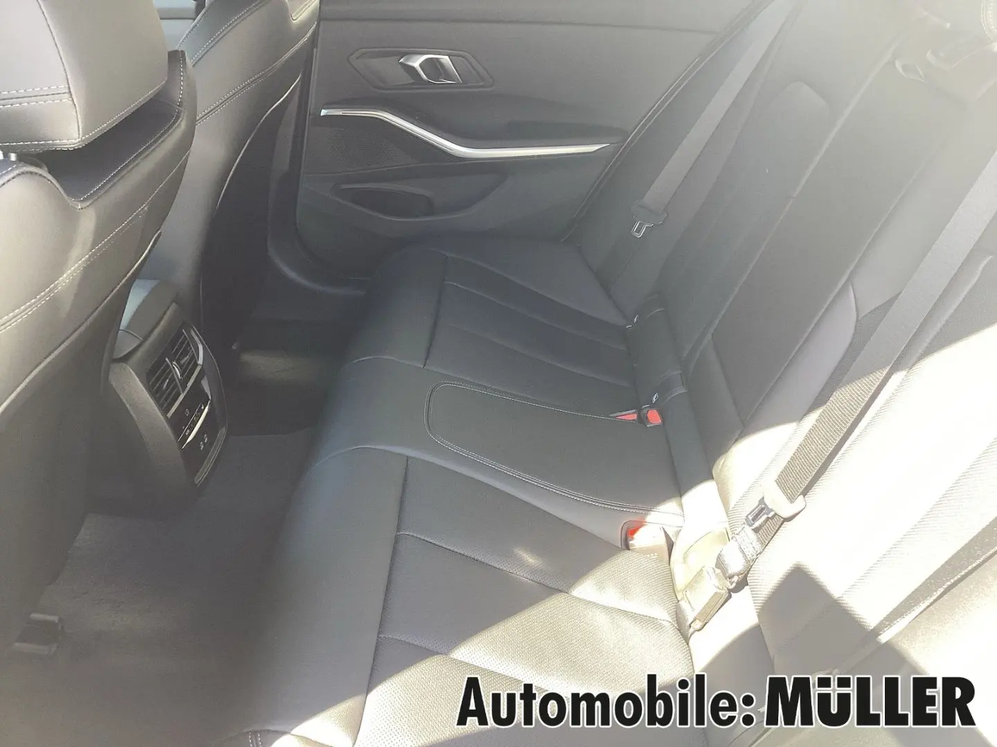 BMW 320 d xDrive Limousine M Sport Navi Klima