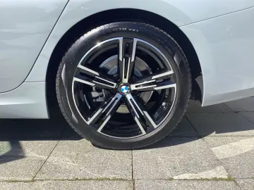 BMW 320 d xDrive Limousine M Sport Navi Klima