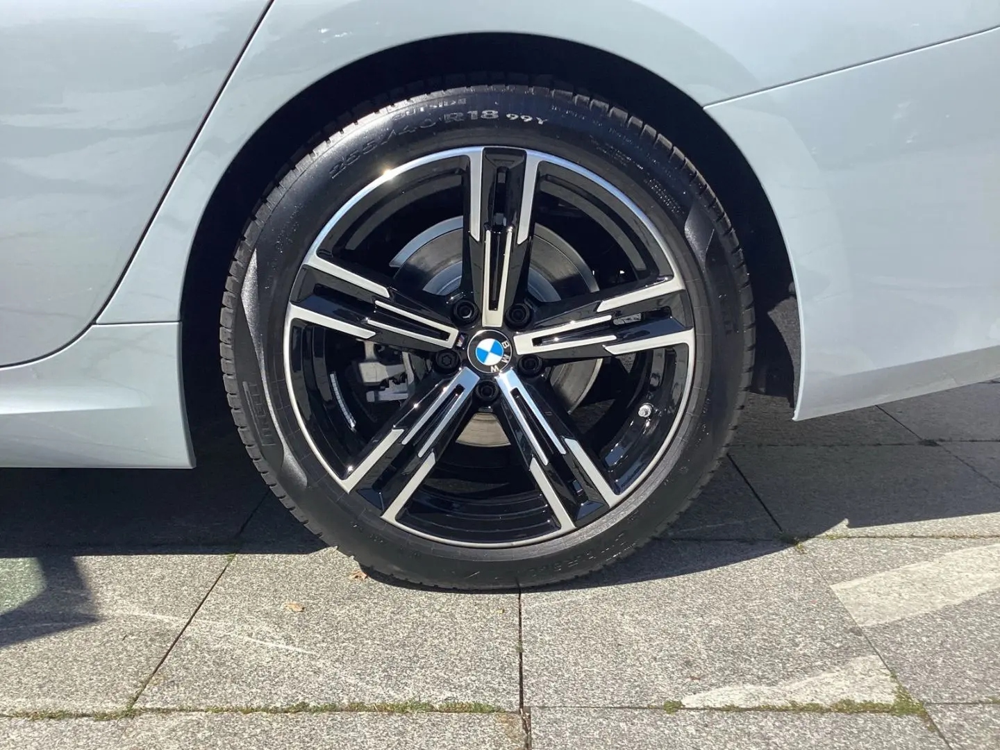 BMW 320 d xDrive Limousine M Sport Navi Klima