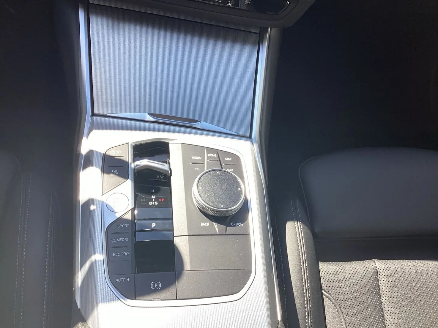 BMW 320 d xDrive Limousine M Sport Navi Klima