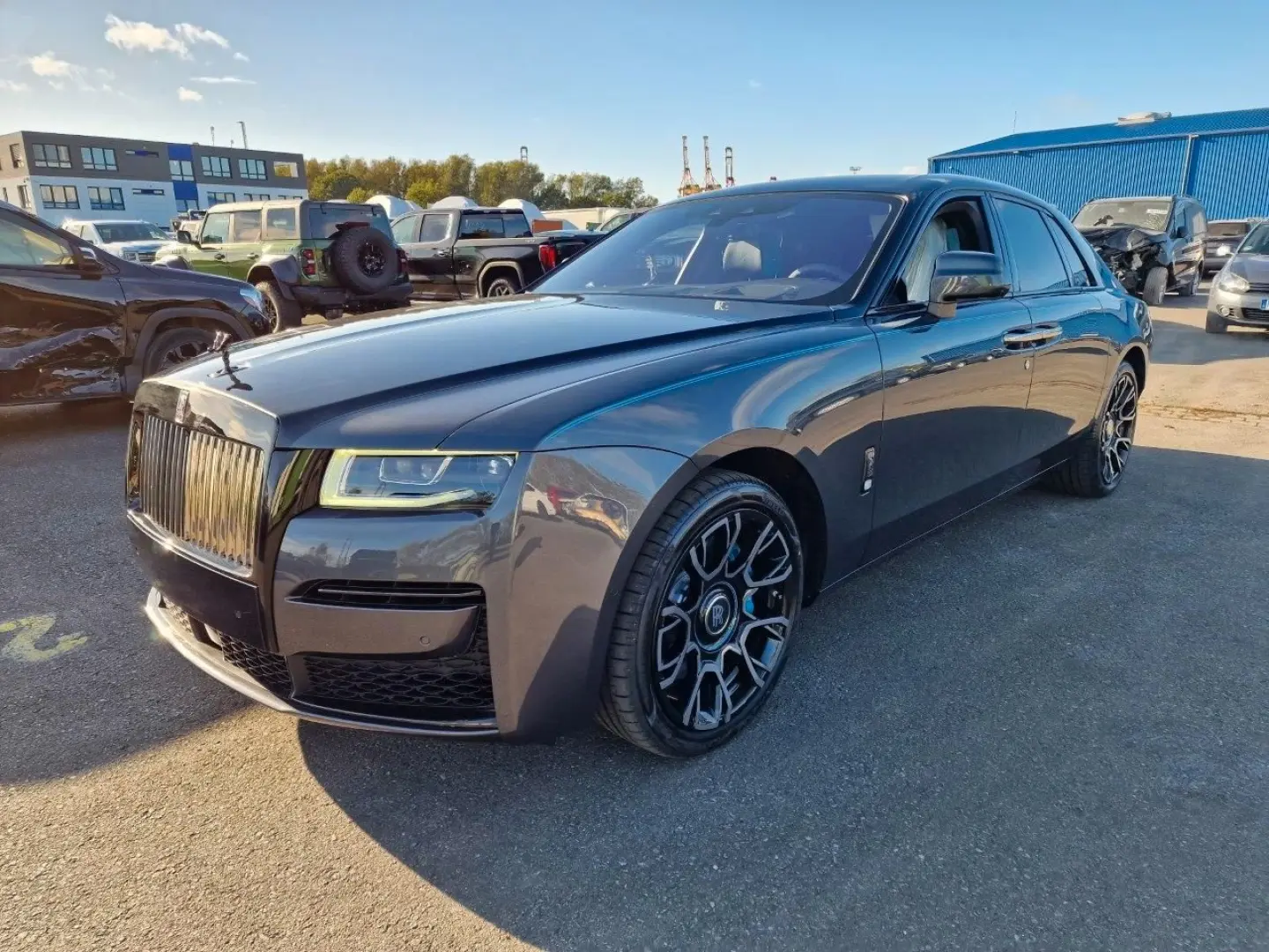 Ghost Black Badge MY23       339.000 euro  NP
