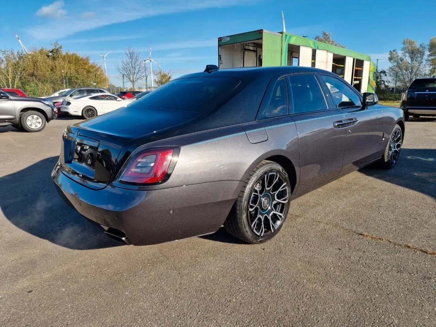 Ghost Black Badge MY23       339.000 euro  NP