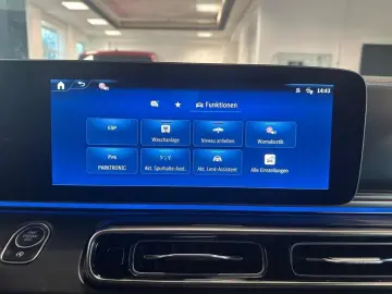 V 300 d AVANTGARDE Lang AHK KAM STH SHZ AIRMATIC