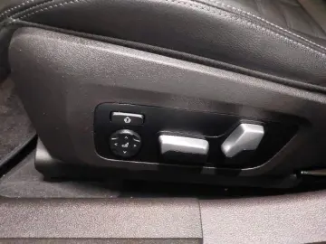 BMW 320 xDrive  KeyGO Memory