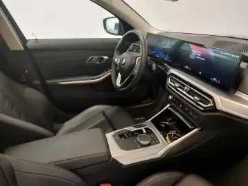 BMW 320 xDrive  KeyGO Memory