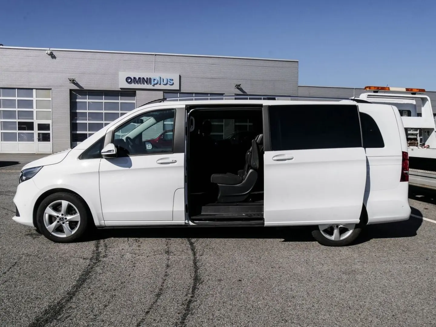 V220 d Edition extralang XL  KAM AHK KEYL TOTW