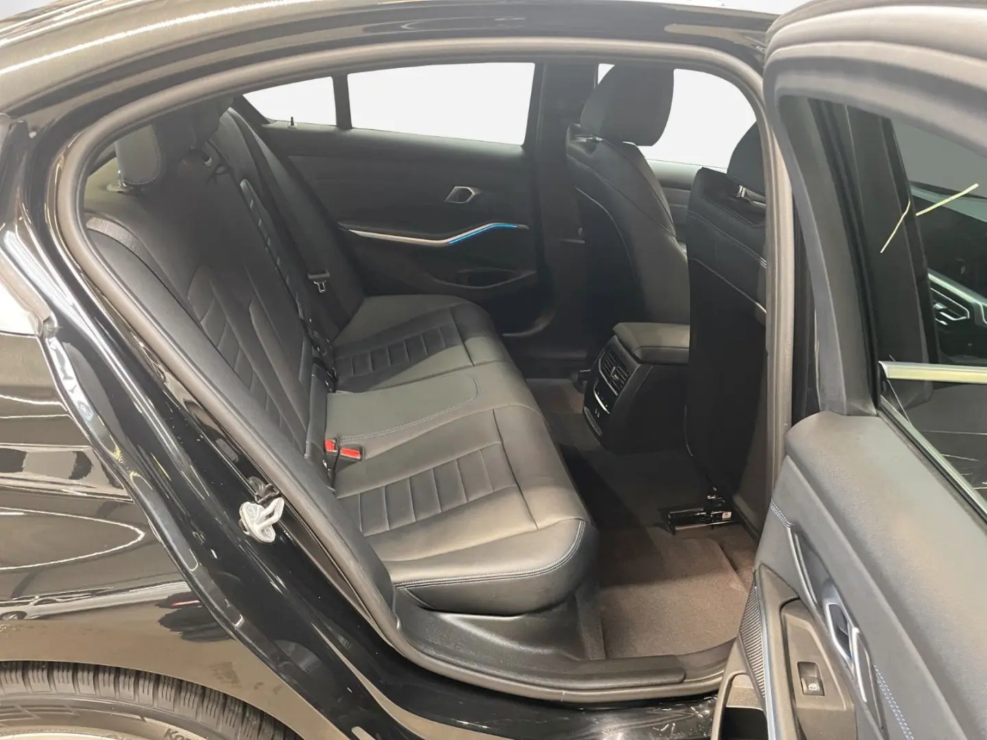 BMW 320i Lim. xDrive M Sport ACC Adapt. LED