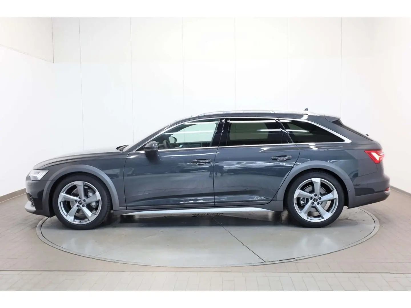 A6 allroad 45 TDI quattro AHK/P-Dach/Matrix/20''
