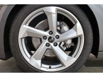 A6 allroad 45 TDI quattro AHK/P-Dach/Matrix/20''