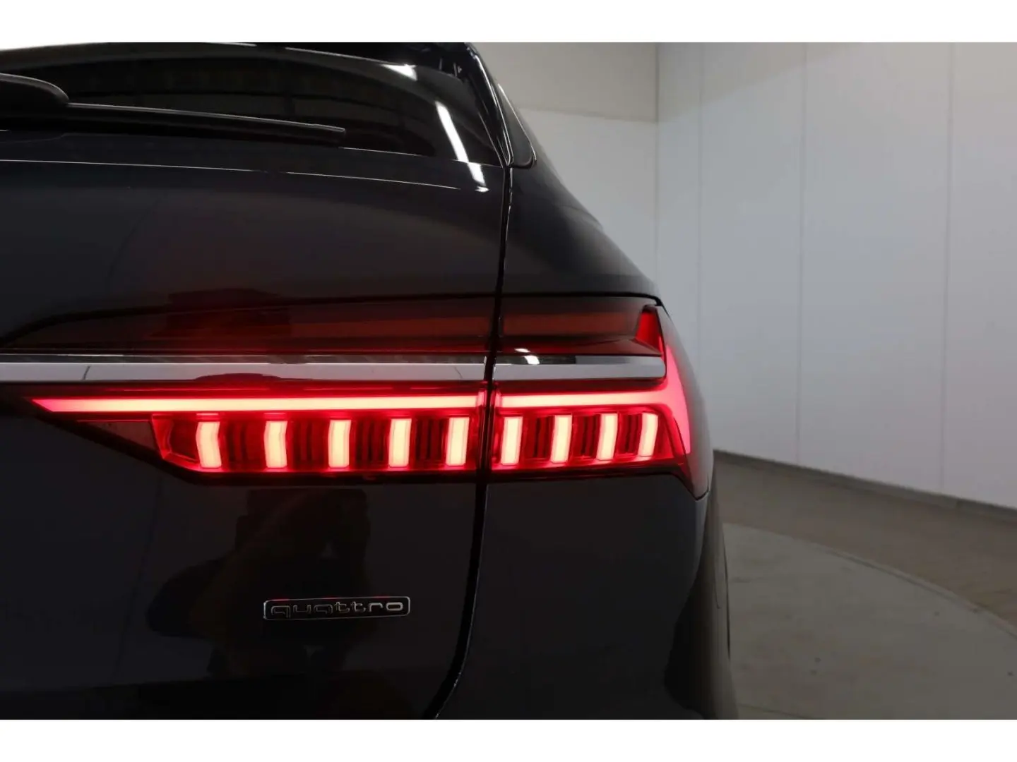 A6 allroad 45 TDI quattro AHK/P-Dach/Matrix/20''