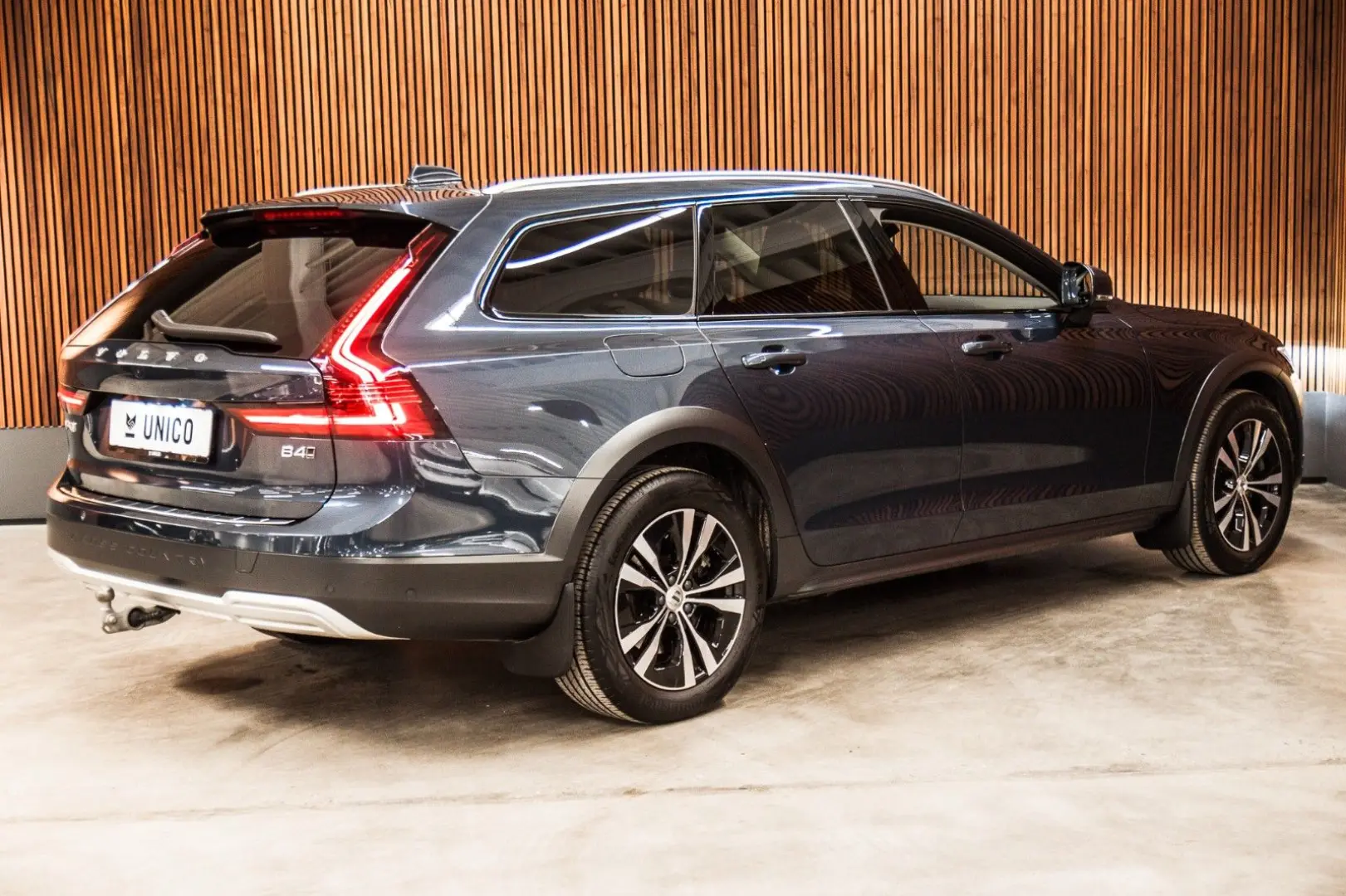 V90 CC 2,0 B4 197 aut. AWD 5d