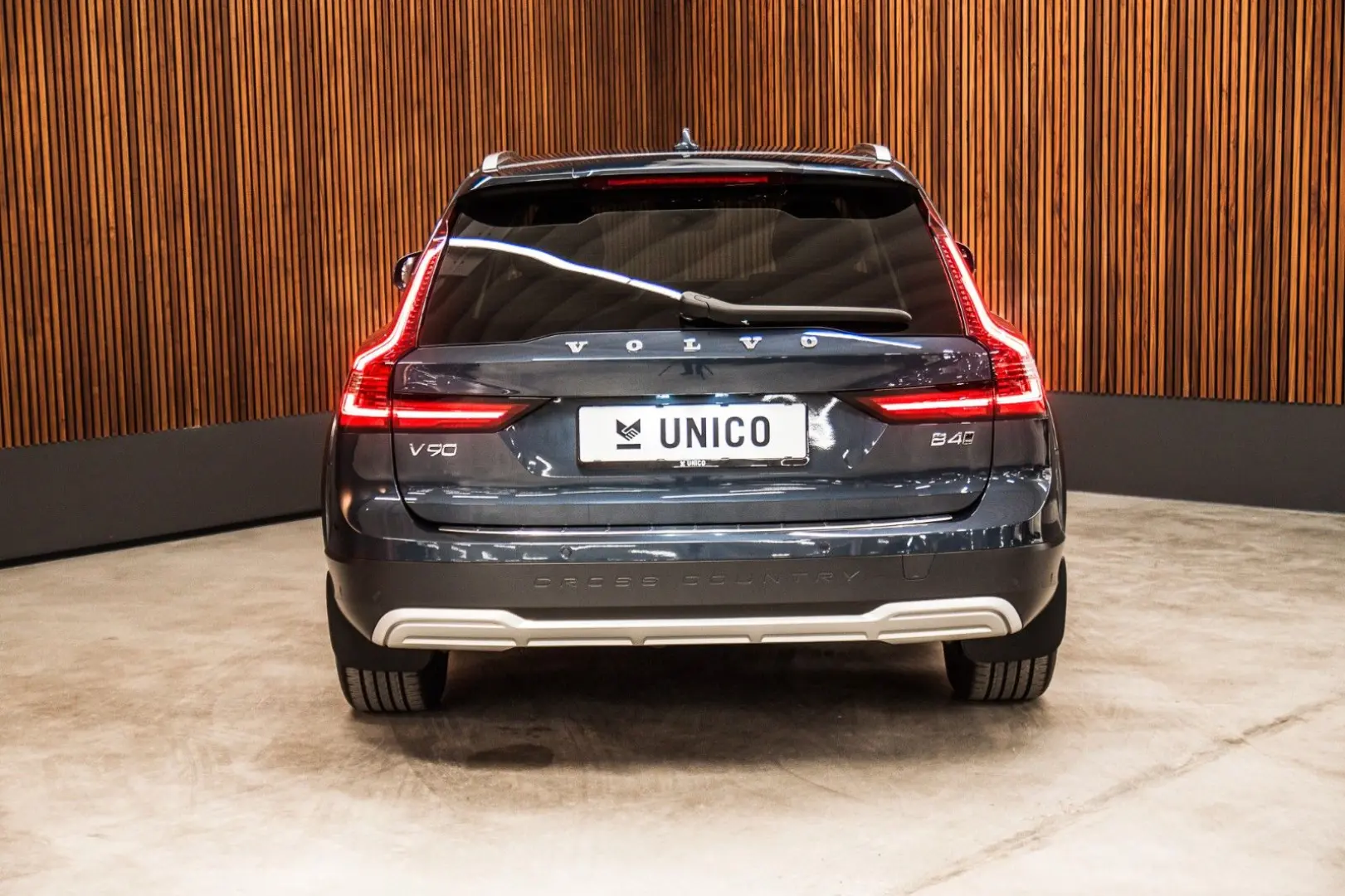 V90 CC 2,0 B4 197 aut. AWD 5d