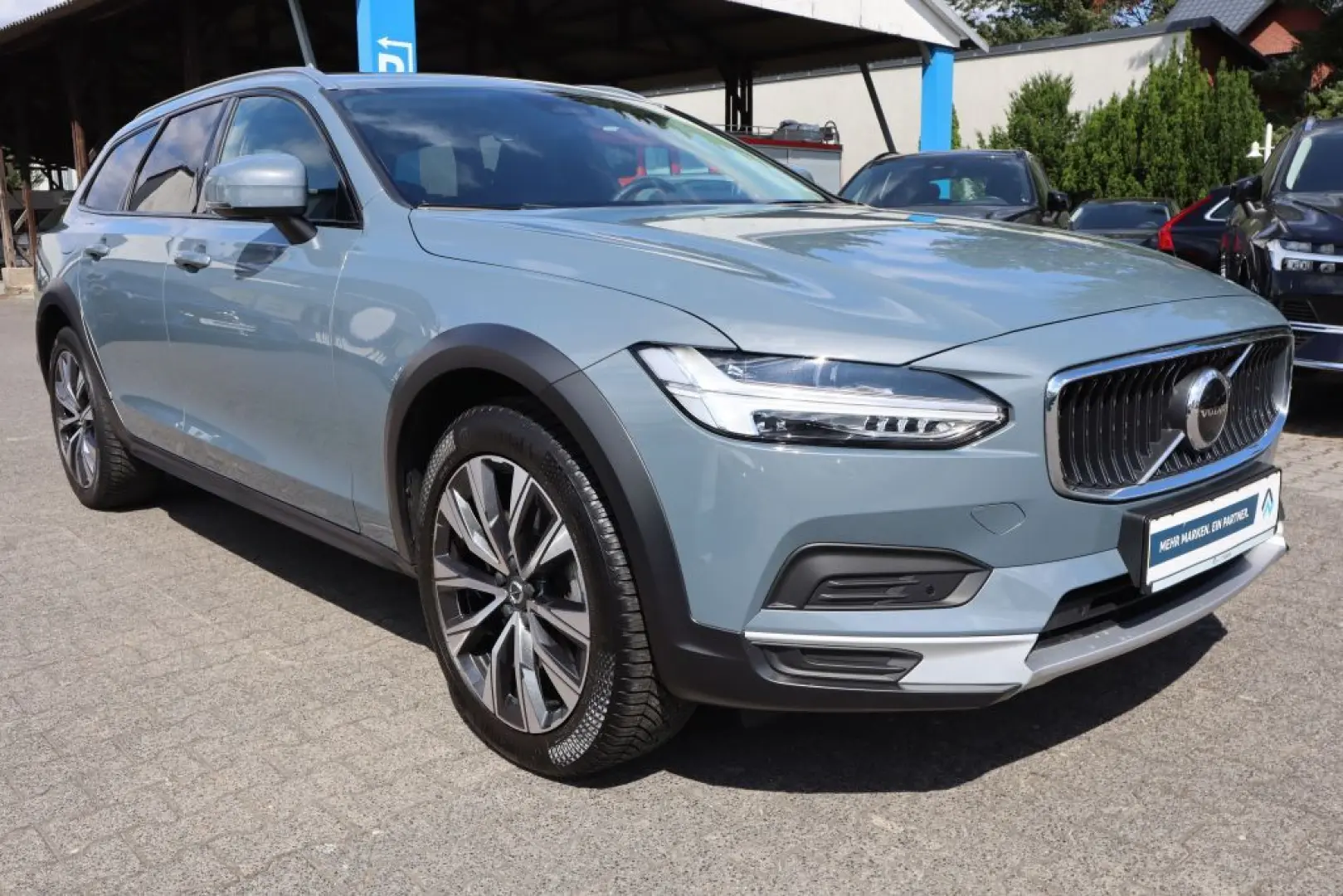V90 Cross Country B4 D AWD Plus|NAVI|AHK|R-CAM|