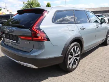 V90 Cross Country B4 D AWD Plus|NAVI|AHK|R-CAM|