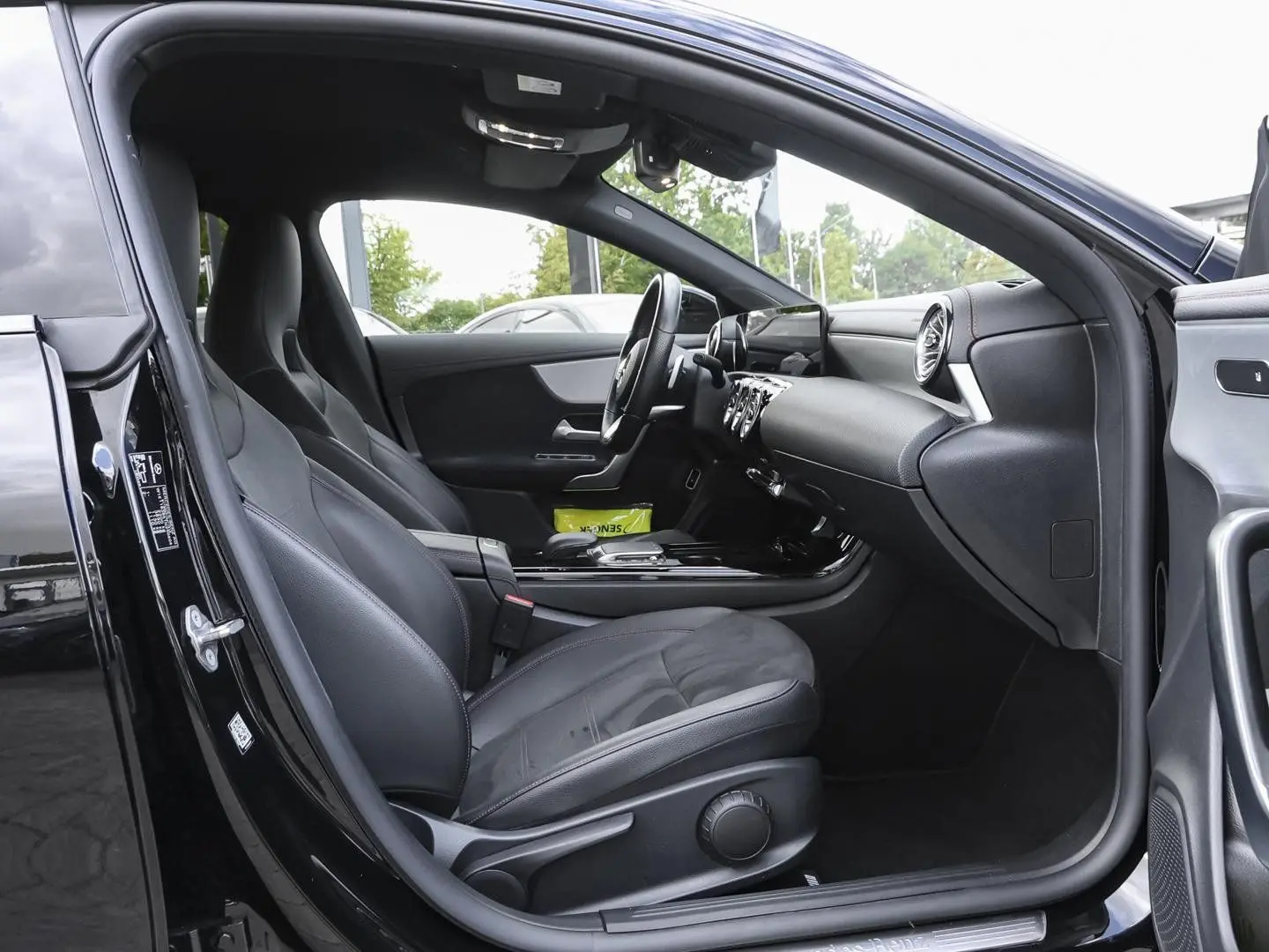 CLA 250 e AMG Multibeam Kamera Ambiente MBUX