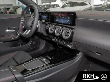 CLA 180 Coupé AMG Line 7G/Kamera/LED/Totw./Navi