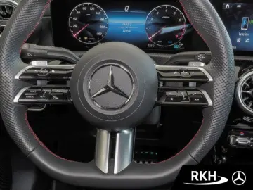CLA 180 Coupé AMG Line 7G/Kamera/LED/Totw./Navi