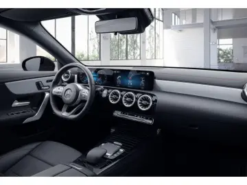CLA 220 d AMG+PANO+NIGHT+MBEAM+AMBIENTE+KAMERA