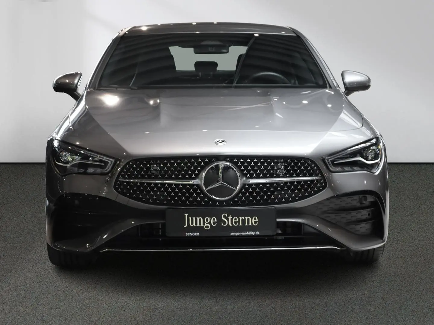 CLA 180 AMG-Line Keyless-Go Kamera Ambiente LED