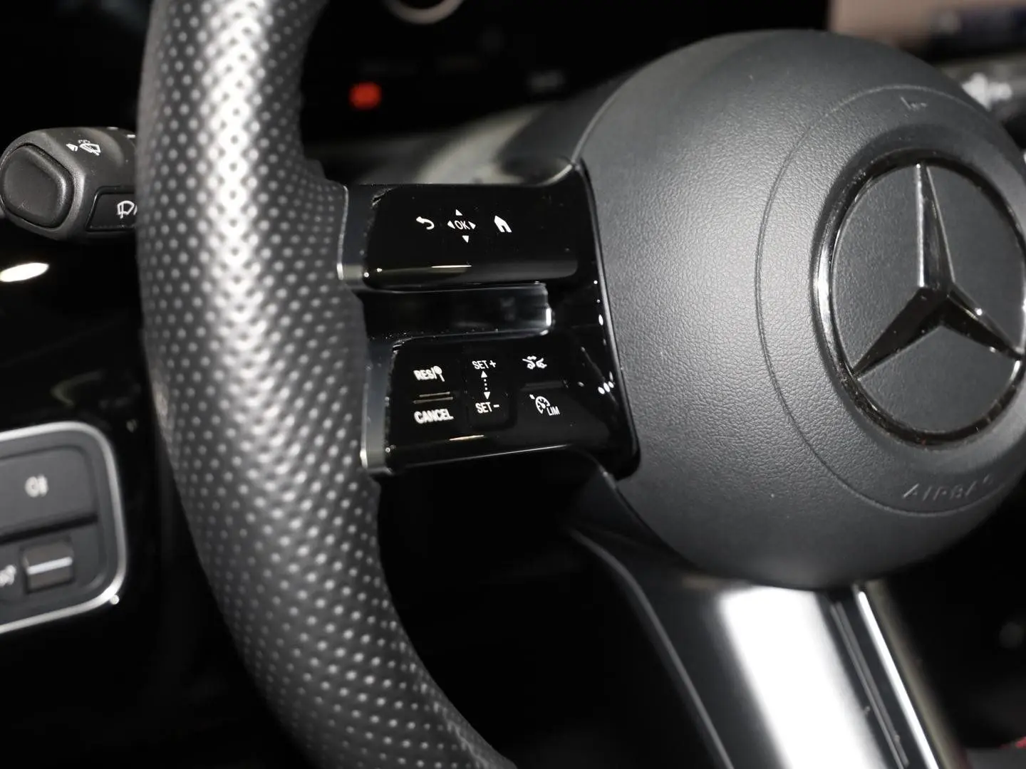 CLA 180 AMG-Line Keyless-Go Kamera Ambiente LED