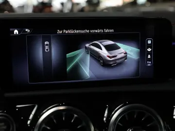 CLA 180 AMG-Line Keyless-Go Kamera Ambiente LED
