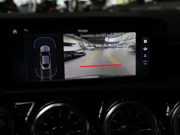 CLA 180 AMG-Line Keyless-Go Kamera Ambiente LED