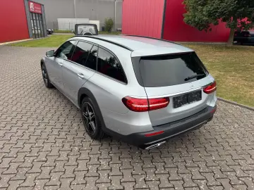 E 220d 4Matic All-Terrain LEDER AMG-Felgen Night