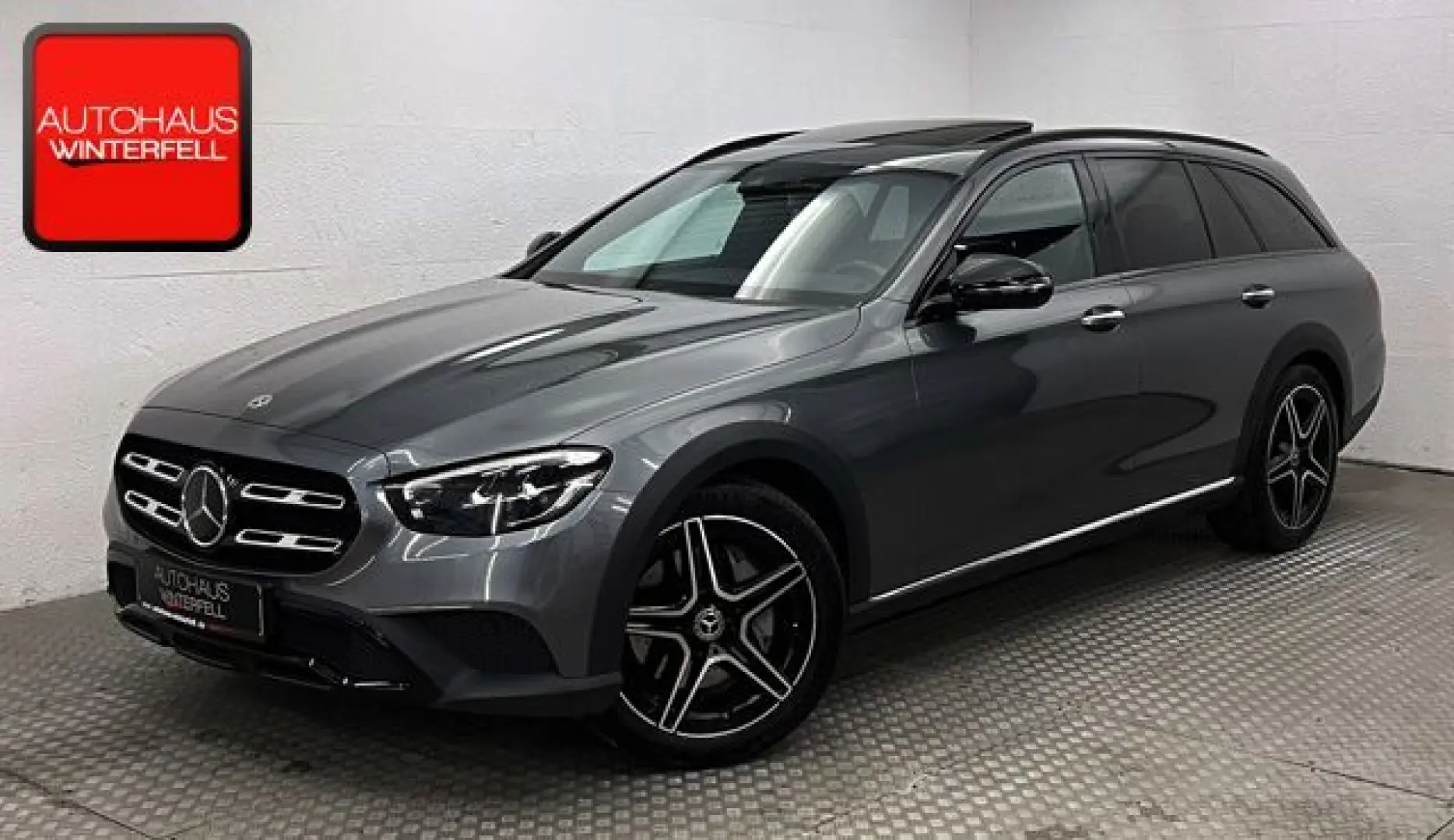 E 220 d 4M All-Terrain NIGHT AMG19Z HUD+KEYLESS+