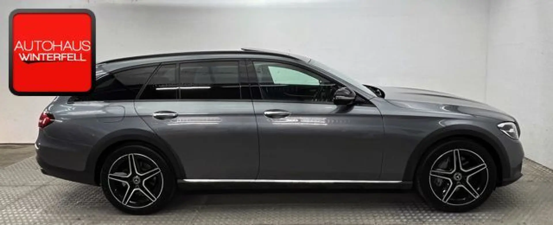E 220 d 4M All-Terrain NIGHT AMG19Z HUD+KEYLESS+