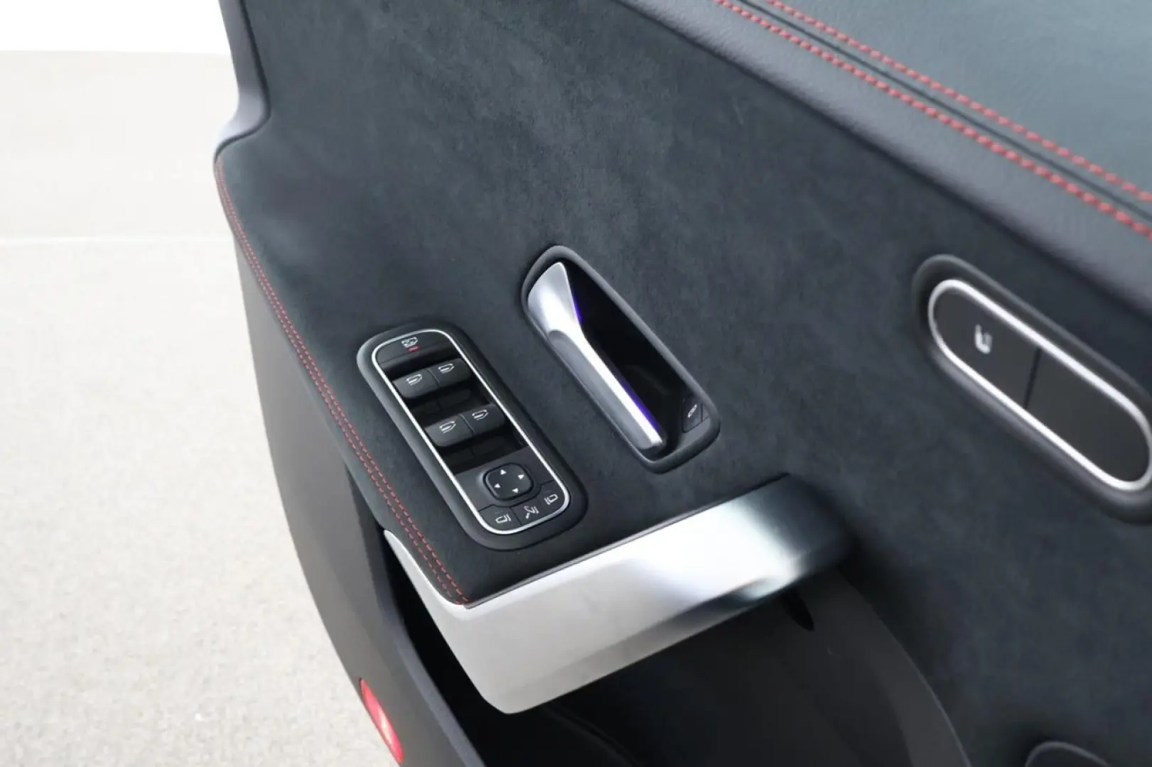 CLA 250 e AMG Night Pano MBUX SHZ LED AUT LMF