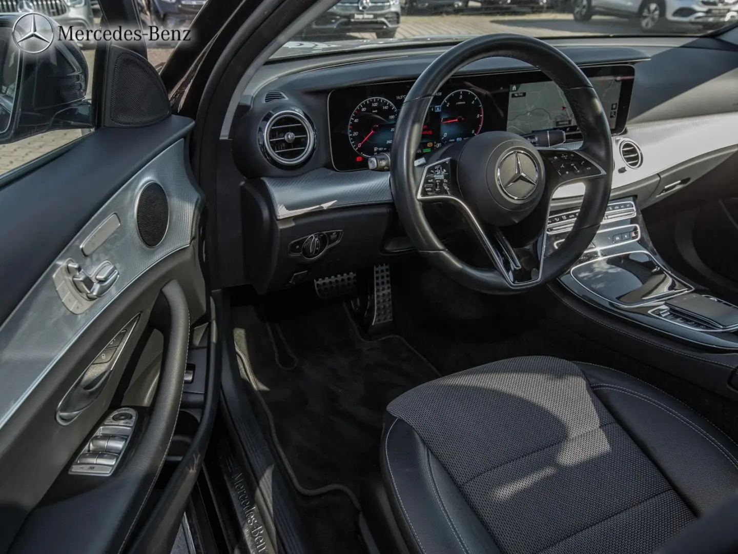 E 220 d 4M T All-Terrain Avantgarde Pano+19+HUD