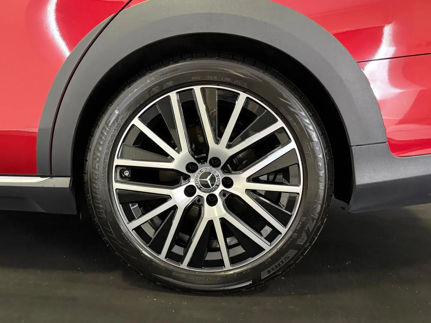 E 220 d T All-Terrain*AIR*PANO*KAM*HUD*DIST*AHK*