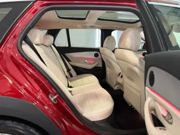 E 220 d T All-Terrain*AIR*PANO*KAM*HUD*DIST*AHK*