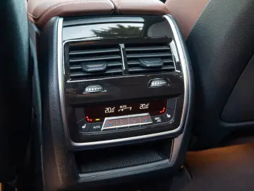 X5 30d M SPORT.LUFTFE.SOFTC.PANORAMA.360°.2STÜCK