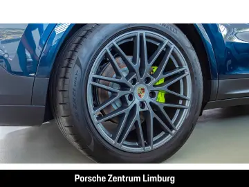 Cayenne E-Hybrid HA-Lenkung Sportabgas BOSE LED