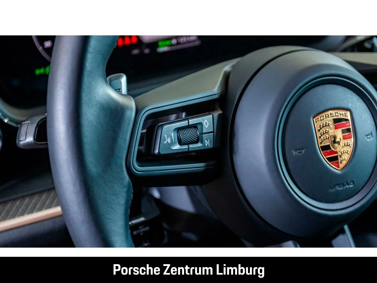 Cayenne E-Hybrid HA-Lenkung Sportabgas BOSE LED