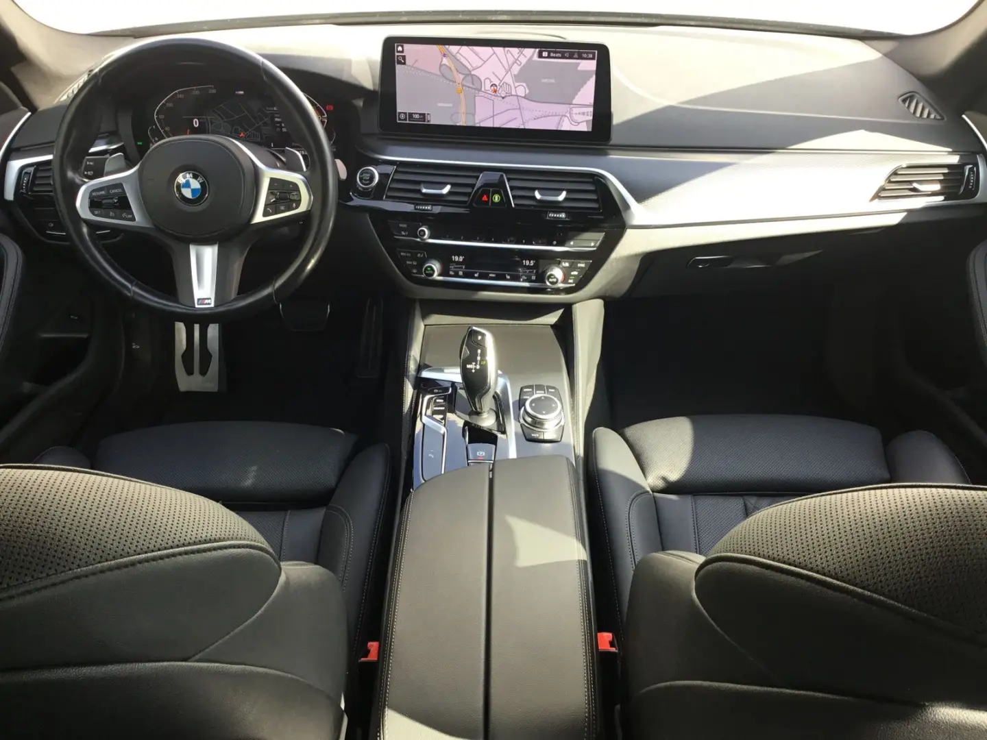 520d M SPORT+LCPROF+STANDHZ+KAMERA+AMBIENT