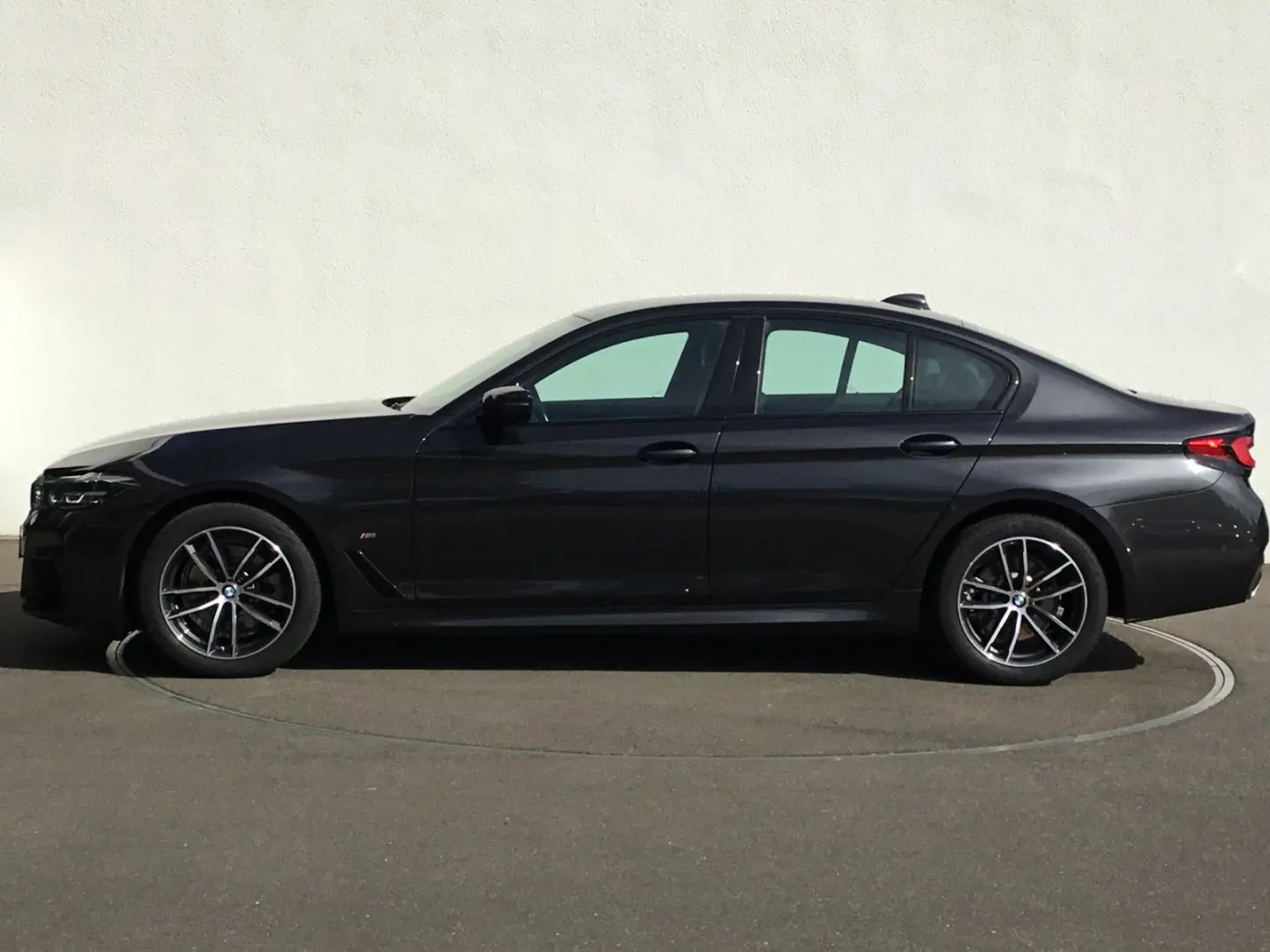 520d M SPORT+LCPROF+STANDHZ+KAMERA+AMBIENT