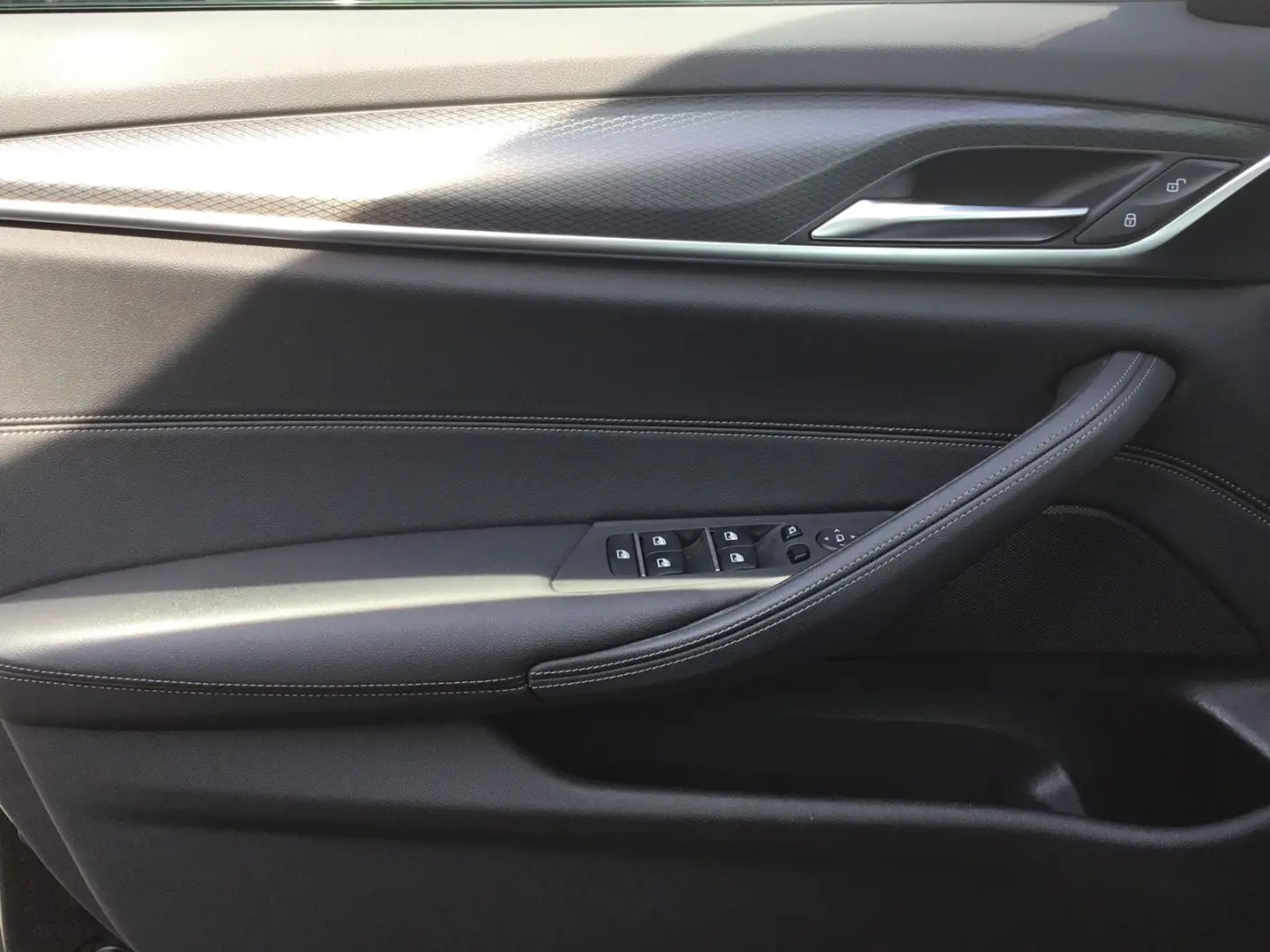 520d M SPORT+LCPROF+STANDHZ+KAMERA+AMBIENT