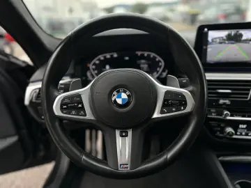 530i M Sport Leder HUD ACC GlasD.Kamera DAB HiFi