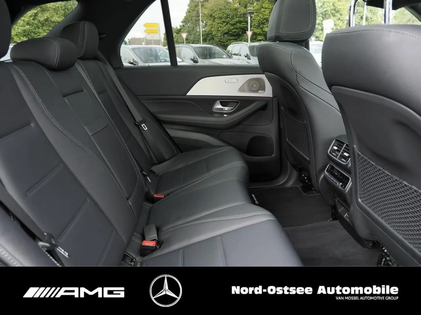 GLE 450 d 4M AMG AHK PANO BURMESTER NIGHT