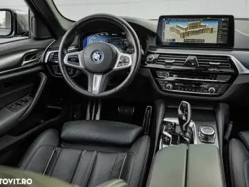 BMW Seria 5 530e Aut. M Sport Edition