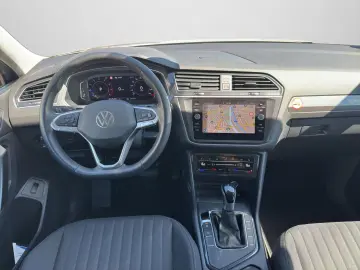 Tiguan Allspace LIFE 1.5 TSI DSG 7SITZER NAVI AH
