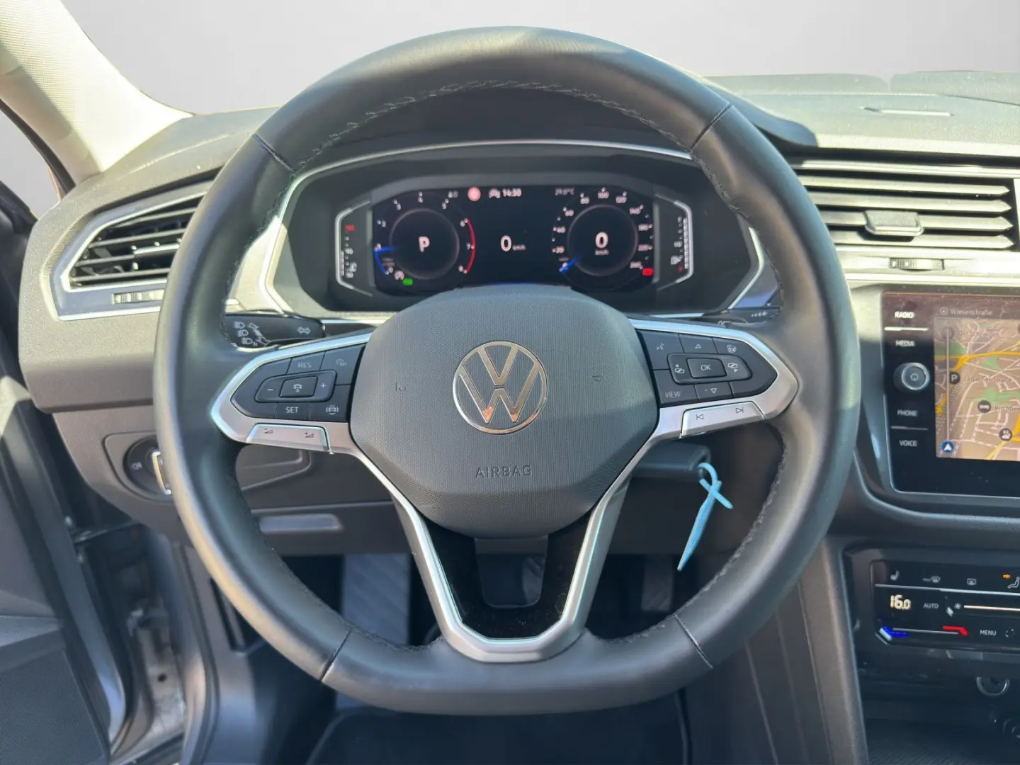 Tiguan Allspace LIFE 1.5 TSI DSG 7SITZER NAVI AH