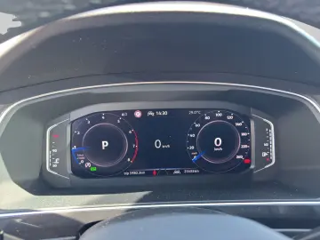 Tiguan Allspace LIFE 1.5 TSI DSG 7SITZER NAVI AH