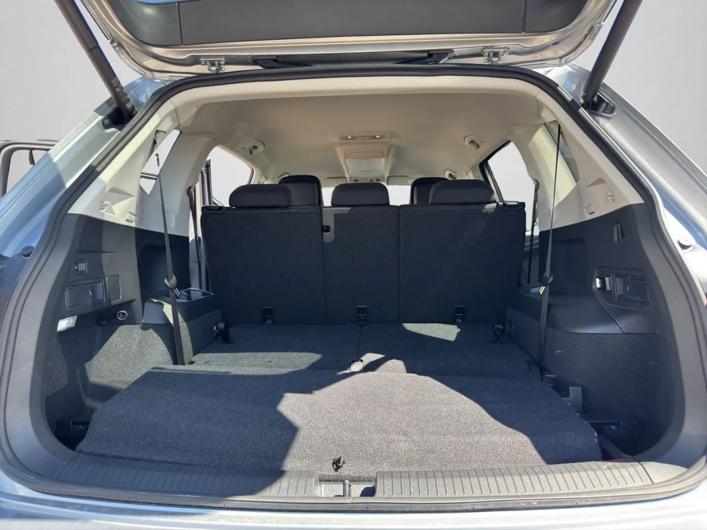 Tiguan Allspace LIFE 1.5 TSI DSG 7SITZER NAVI AH