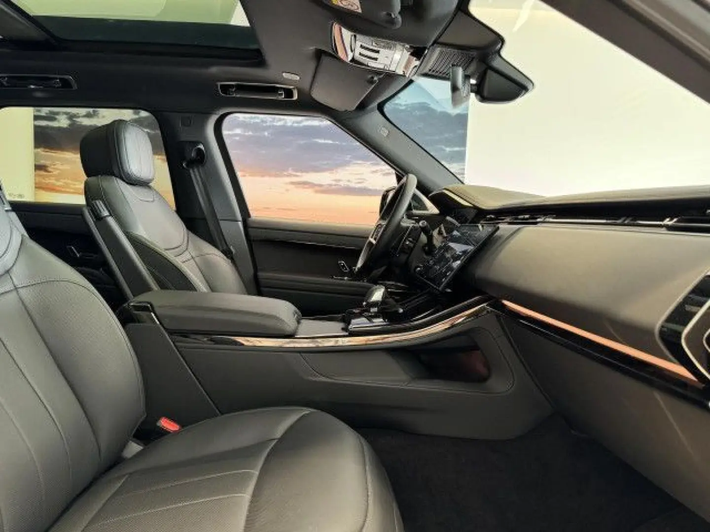 Range Rover Sport D300 SE Dyn BlackPack AHK HUD