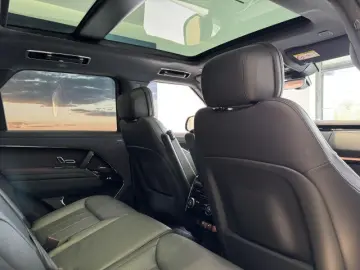 Range Rover Sport D300 SE Dyn BlackPack AHK HUD