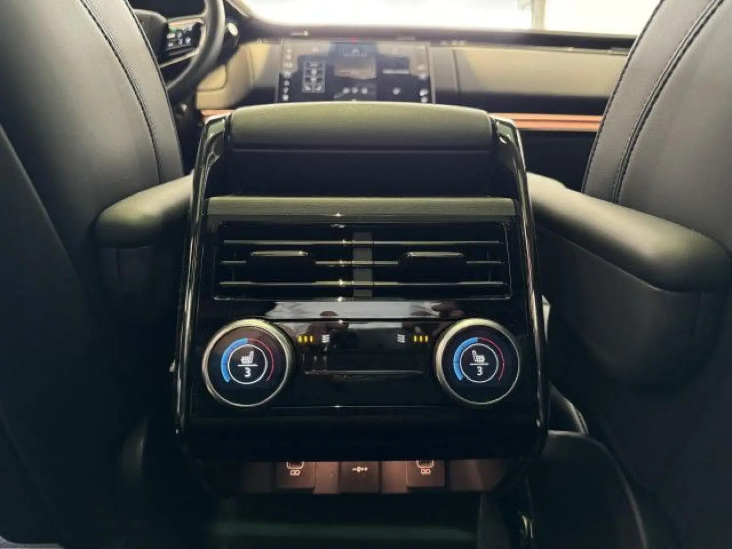 Range Rover Sport D300 SE Dyn BlackPack AHK HUD